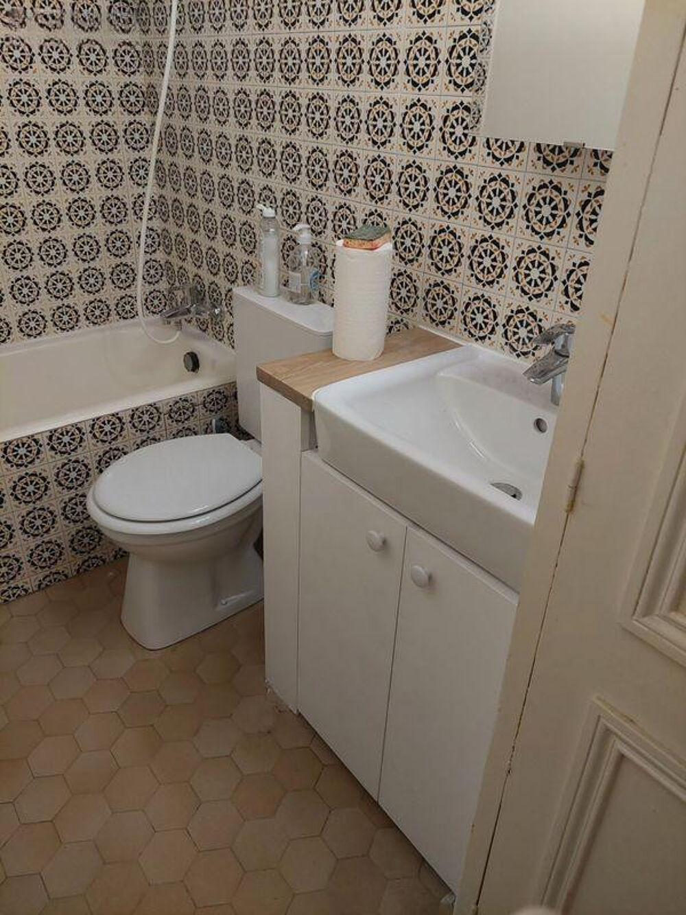 Location Appartement A louer Studio 22m, non meublé, Rue de Verneuil 75 Paris 7