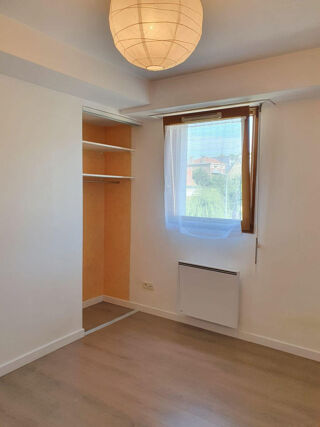  Appartement à louer 2 pièces 47 m²