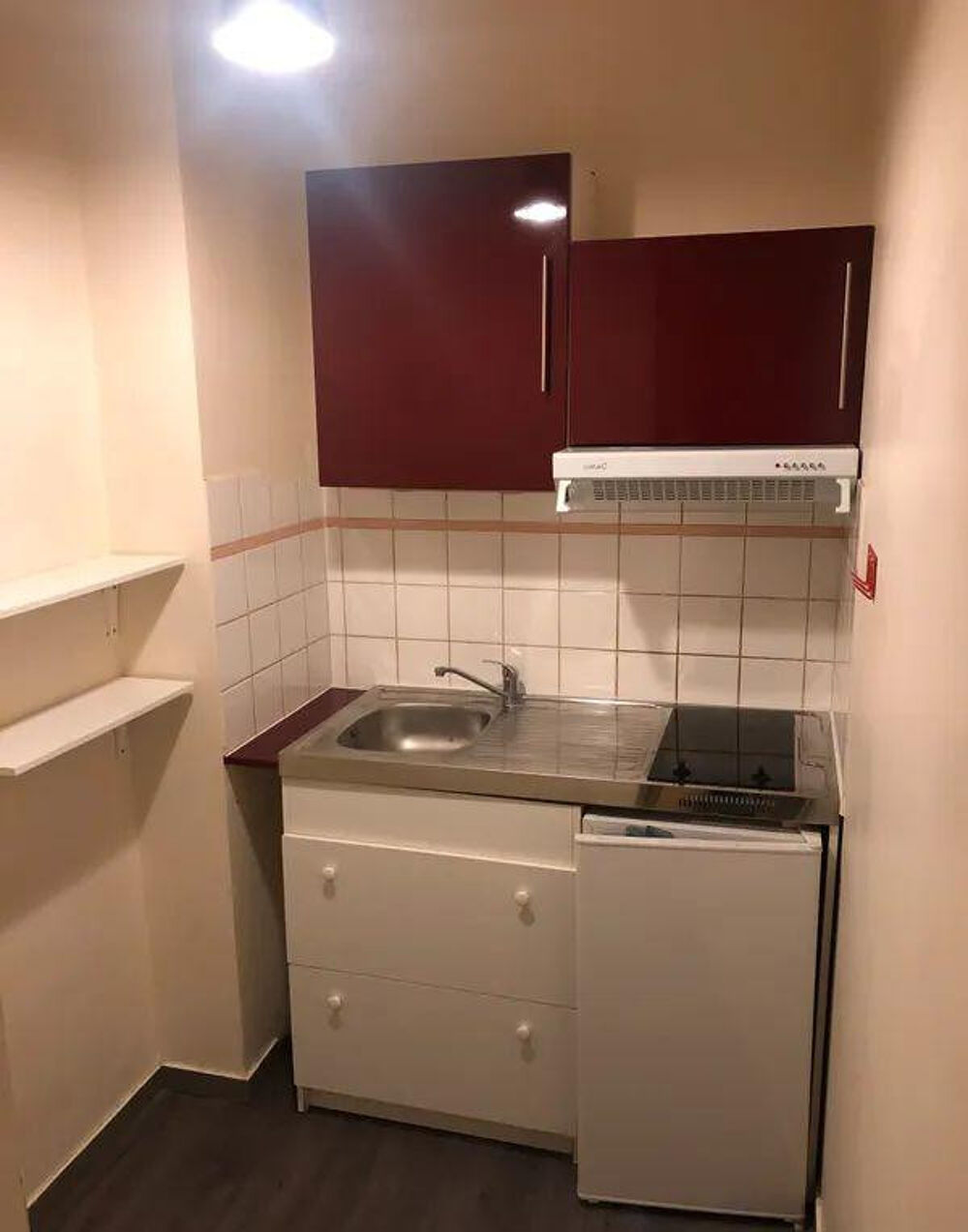 Location Appartement Grand studio meublé 27 m² à Bordeaux Nansouty Bordeaux