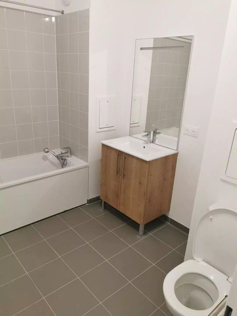 Location Appartement Beau 2P neuf T2 totalement équipé 38m² L'Île-saint-denis
