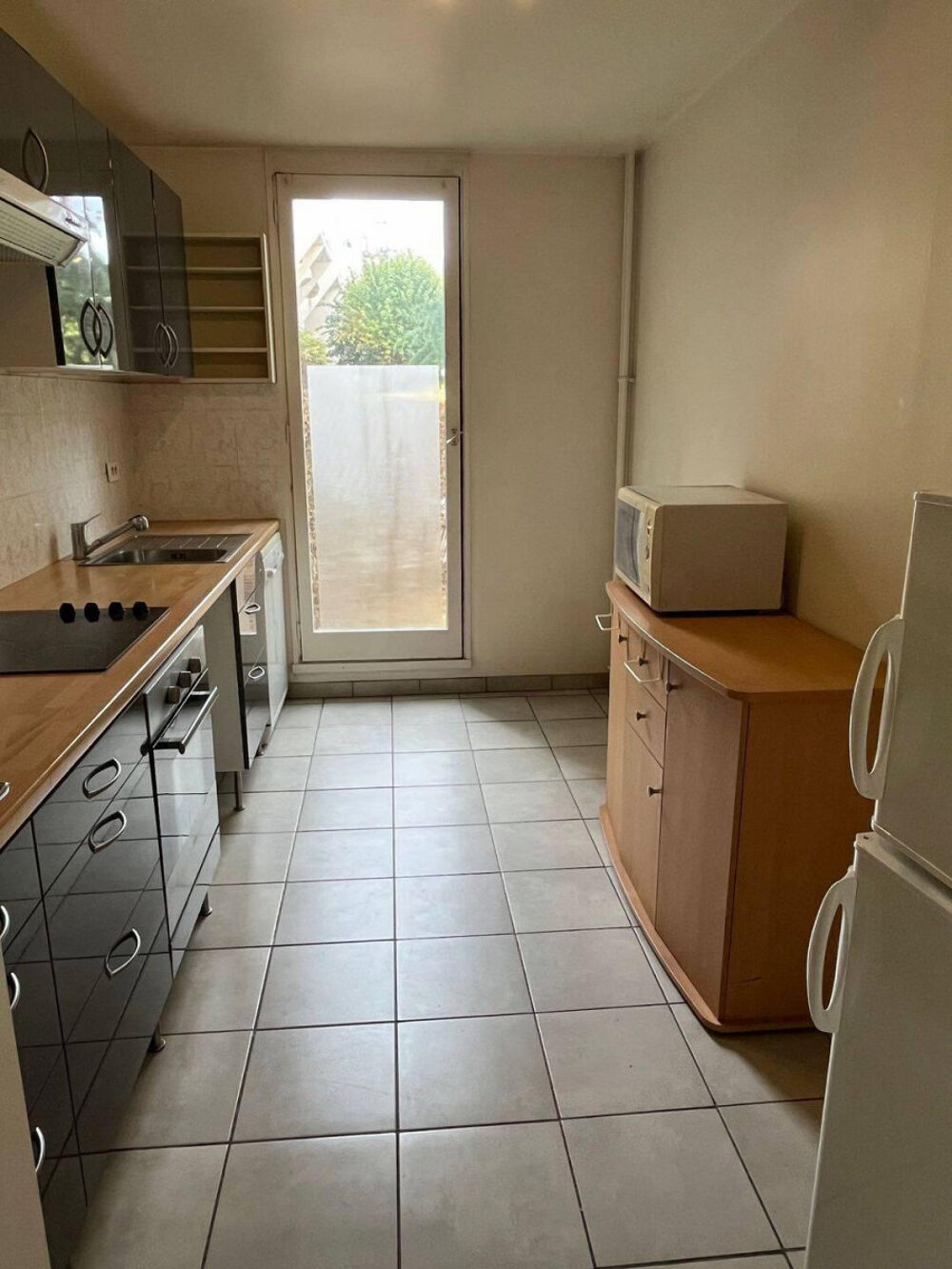 Location Appartement T2 meublé lumineux de 53 m² avec jardin privatif d Évry-courcouronnes