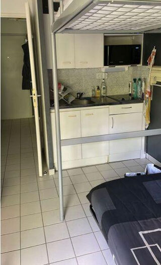  Appartement à louer 1 pièce 18 m²