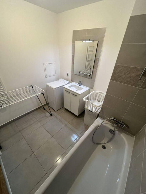   Chambres dans une colocation meublée de 79 m² 