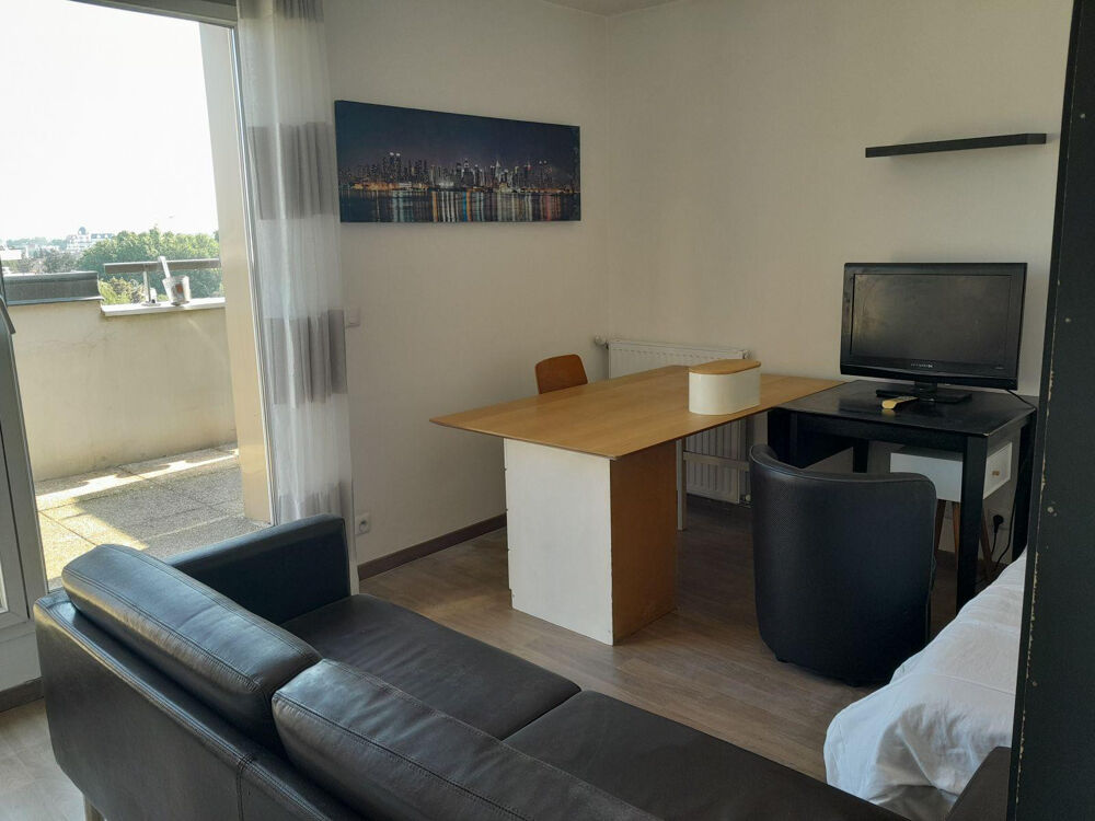 Location Appartement Studio meublé 28.73m2 avec terrasse 13m2 Le blanc-mesnil