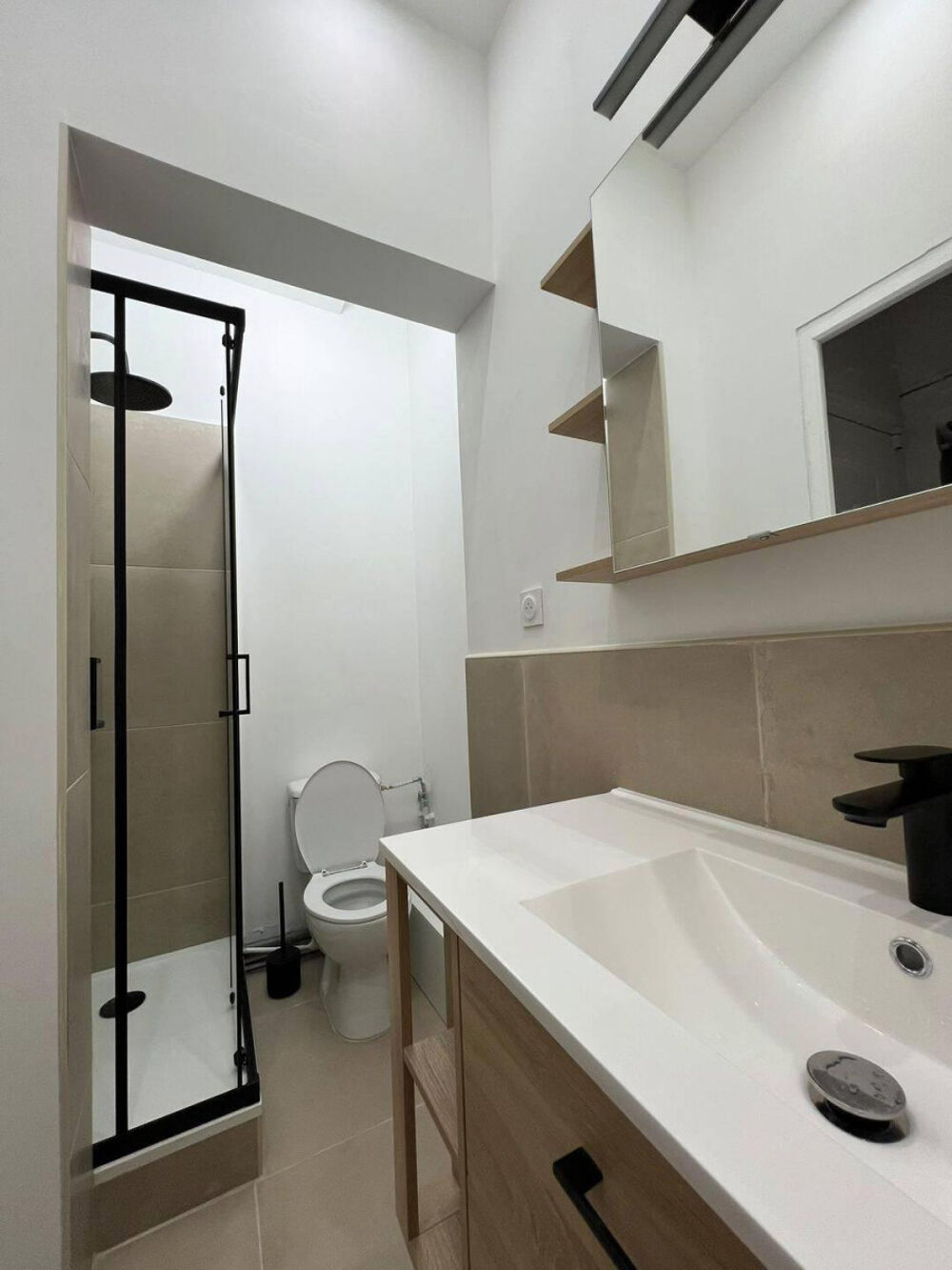Location Appartement Superbe T2 33m² rénové et traversant Saint-Étienne