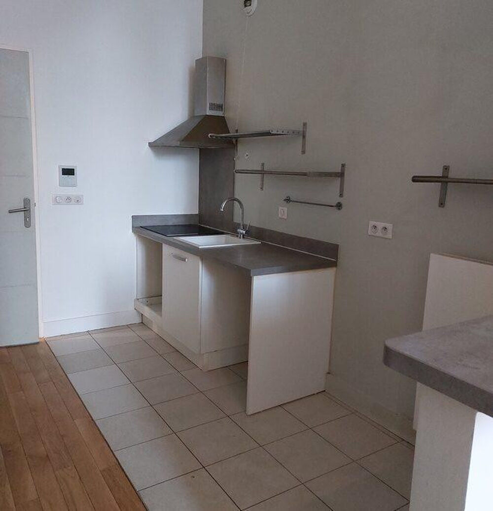 Location Appartement Grand Studio 50 M2 à louer à Versailles Versailles