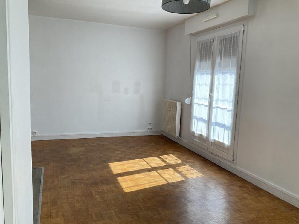 Location Appartement Beau studio Gambetta Paris 20è Paris 20