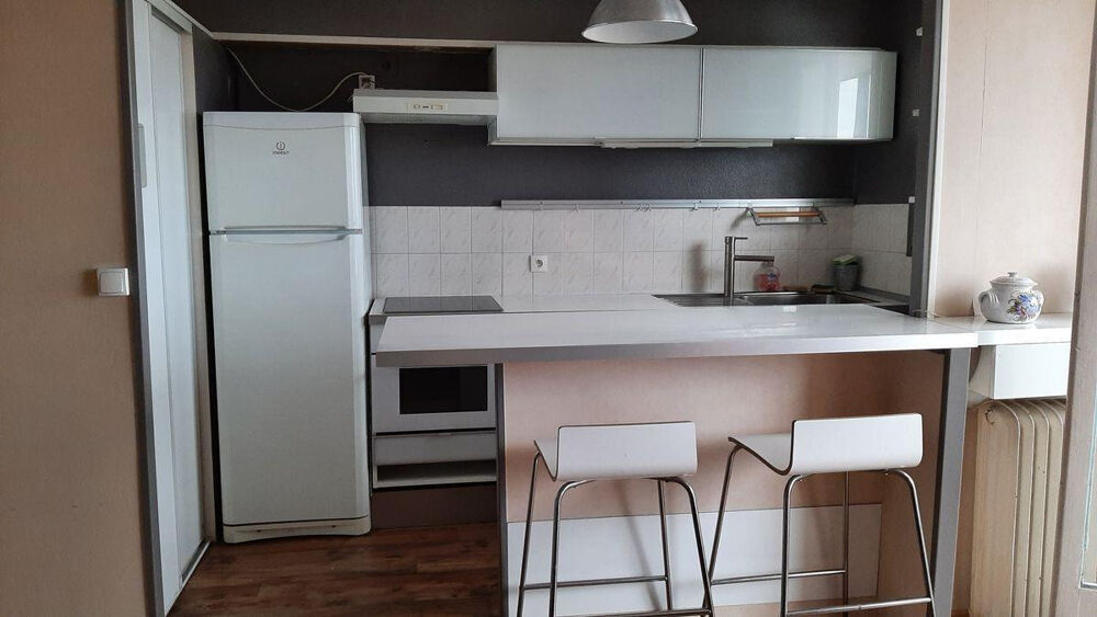 Location Appartement Appt t3 meuble cours du medoc mai 2024 Bordeaux