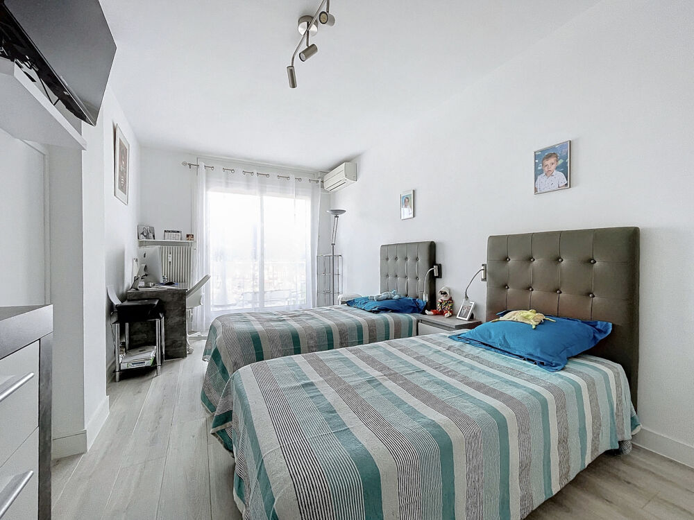 à vendre  Appartement Nice (06000)