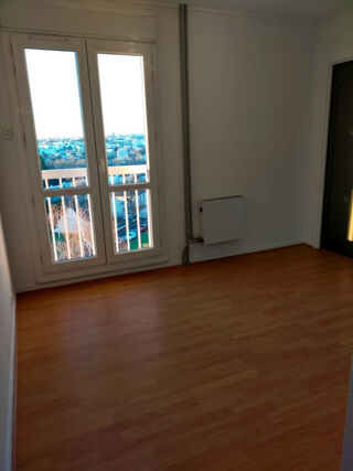 Location Appartement APPARTEMENT T3 TRES CALME ET TRES LUMINEUX Limoges