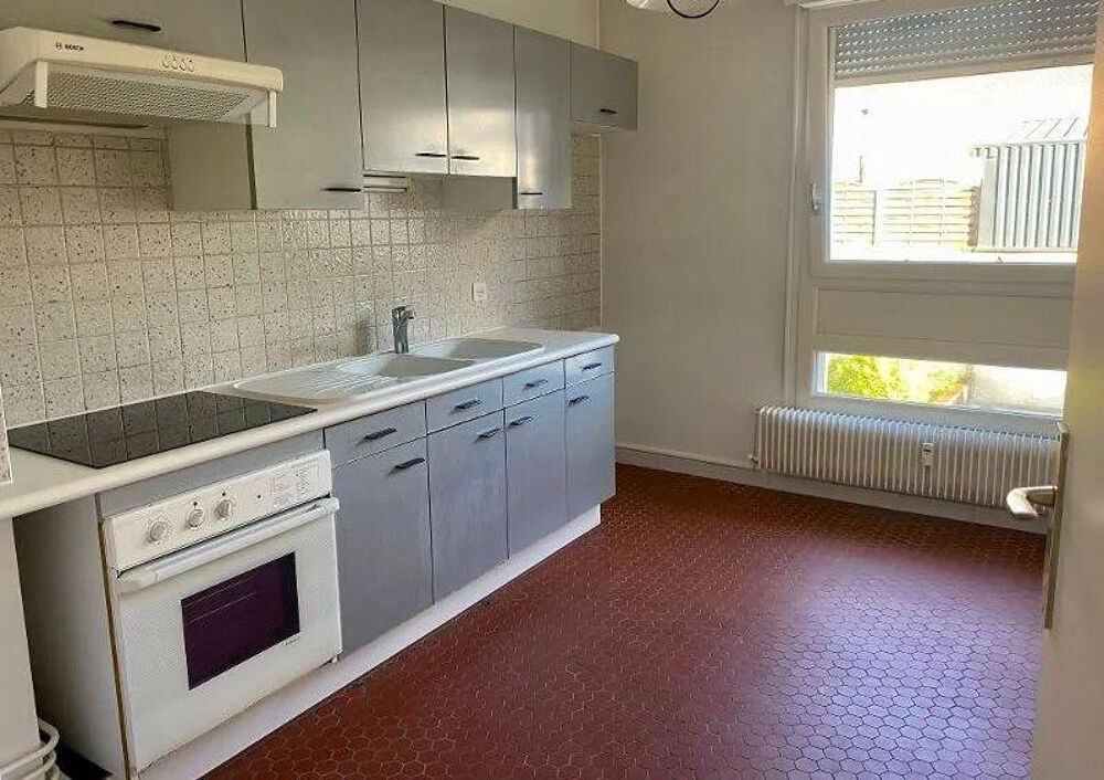 Location Appartement Beau 2P meublé et rénové 46m² proche gare Nancy