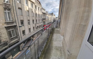 Location Appartement TOURNY : Balcon et 2 places de Parking Bordeaux