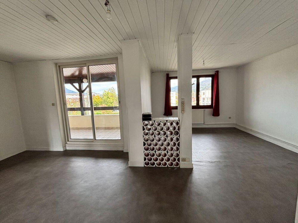 Location Appartement Beau T2 65m² avec grande terrasse vue Belledonne Grenoble