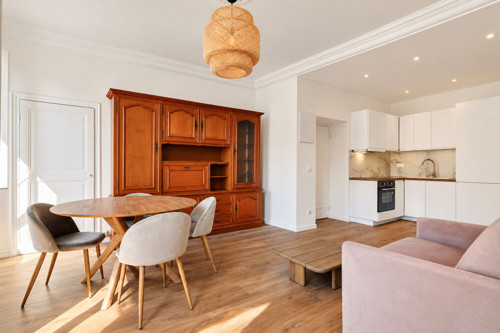 Villefranche-sur-mer- Beau 3 pièces de 52 m² en dernier étage à deux pas de la mer