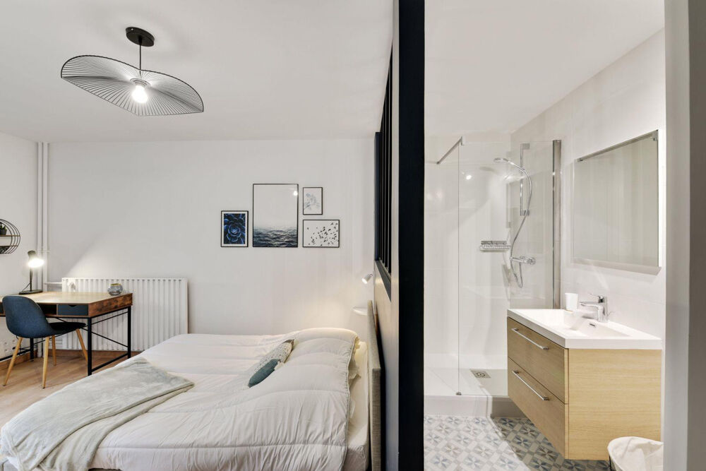 Location Appartement Chambre 20m2 avec sdb et balcon privé - au calme Grenoble
