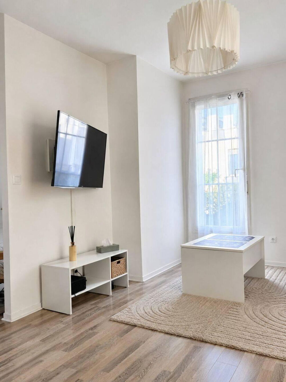 Location Appartement 2 pièces meublé 35 m² + terrasse 15 m² + cave Colombes