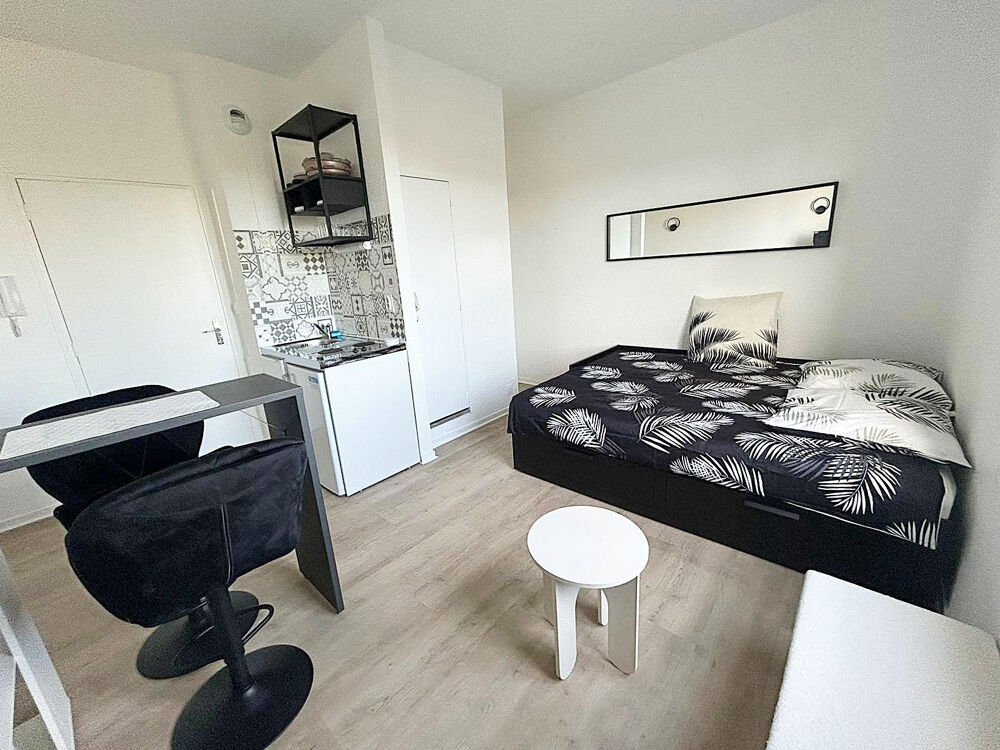 Location Appartement Studio meublé 18 m²– devant Hôpital du Mans Le mans