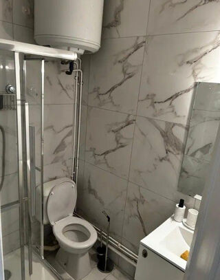  Appartement à louer 1 pièce 19 m²