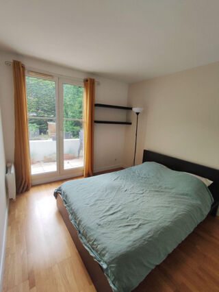 Location Appartement Appartement T2 avec grand jardin privatif Rueil-malmaison