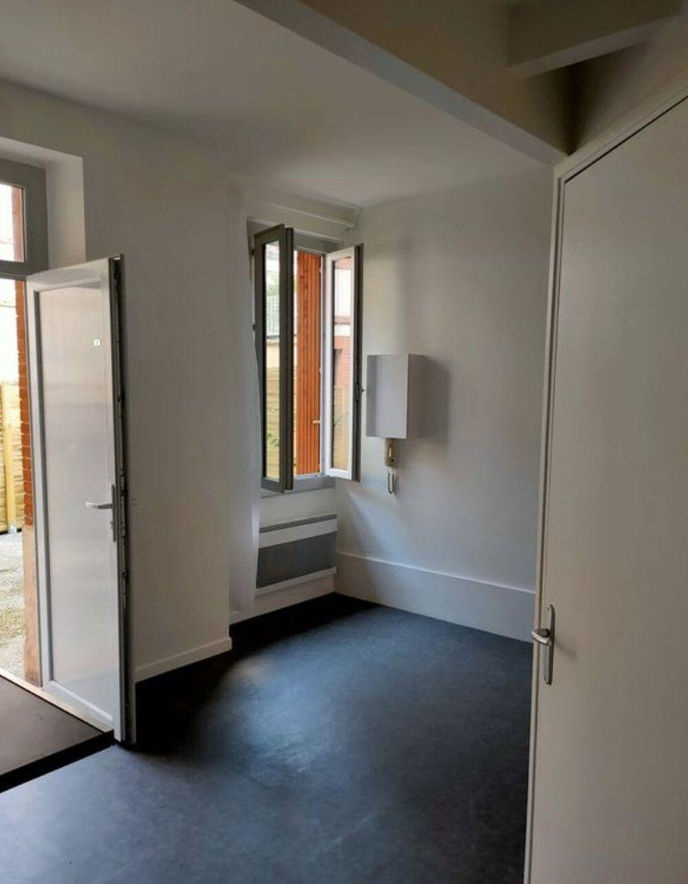 Location Appartement T1 19m² + TERRASSE - PLACE DUPUY Toulouse