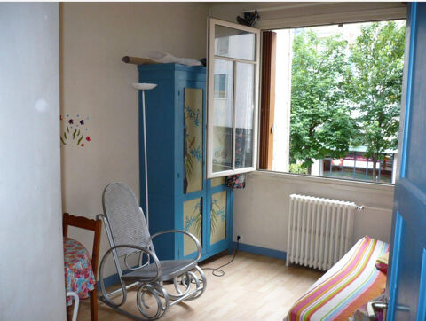  Chambre dans appartement 2 pièces en colocation 