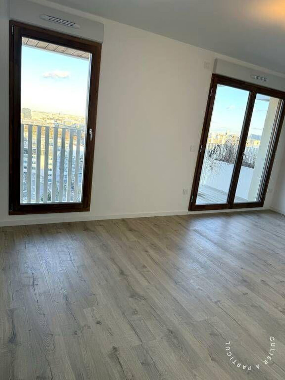 Location Appartement T1 neuf avec balcon et vue dégagée – La Défense Nanterre