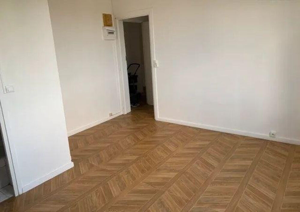 Location Appartement Beau studio refait à neuf 17m² avec jardin col Chanteloup-les-vignes