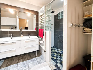 Location Appartement Beau T2 climatisé plein centre ville Salon-de-provence