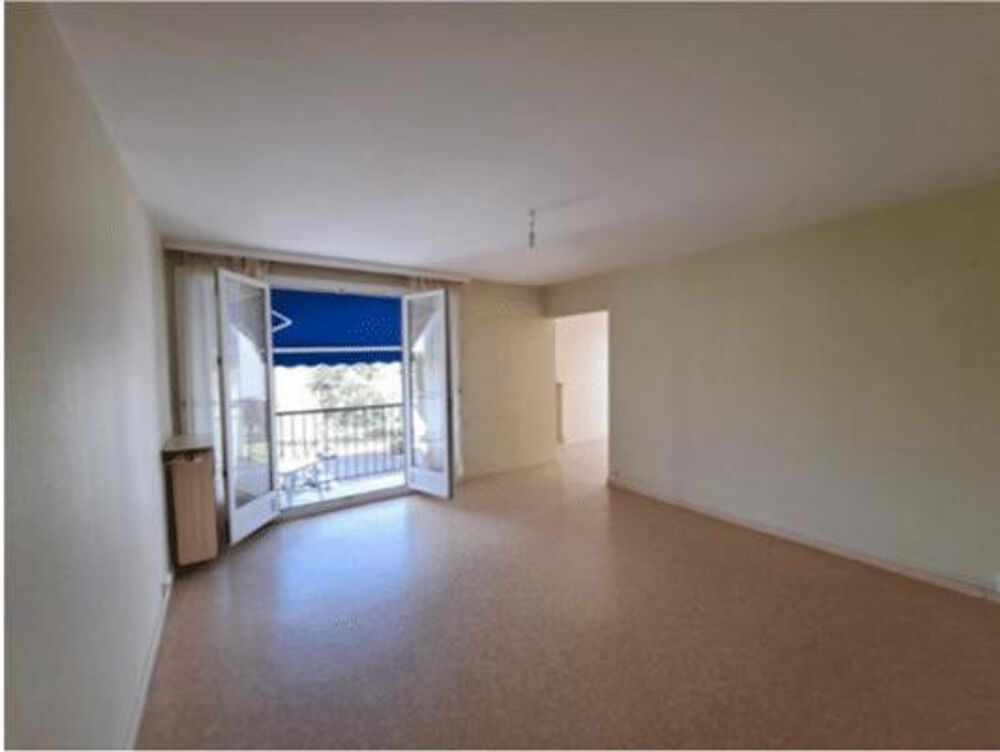   Chambre dans une colocation de 3 chambres Tours