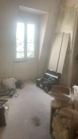 Location Appartement Charmant studio 13m² meublé et refait à neuf Aubervilliers
