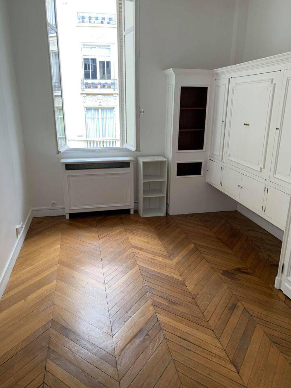 Location Appartement Studio rue de Longchamp Paris 16ème Paris 16e