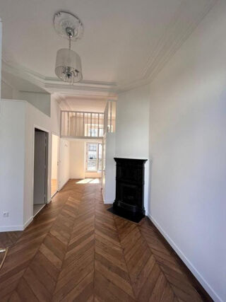  Appartement à louer 2 pièces 35 m²