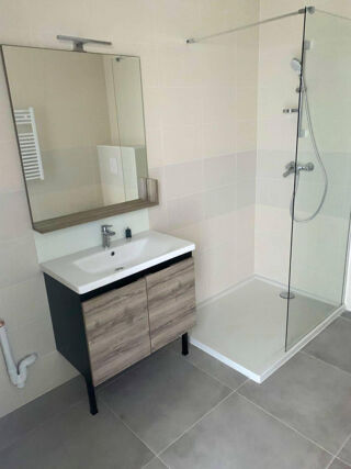 Location Appartement Beau studio NEUF avec terrasse NICE LANTERNE Nice