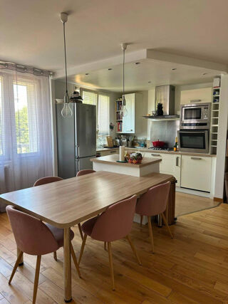 Location Appartement Appartement meublé 4 pièces de 78 m² – Nanterre Mo Nanterre