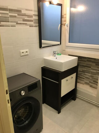  Appartement à louer 2 pièces 42 m²
