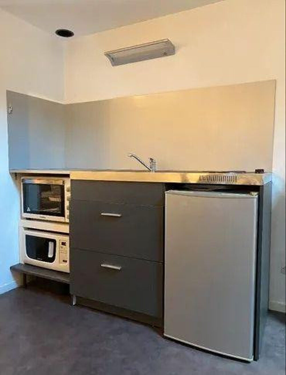 Location Appartement Beau studio 34m² Place Carnot proche Facultés Nancy