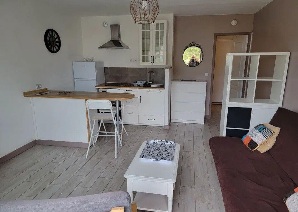 Location Appartement Beau studio meublé 28m² pour étudiante Montpellier