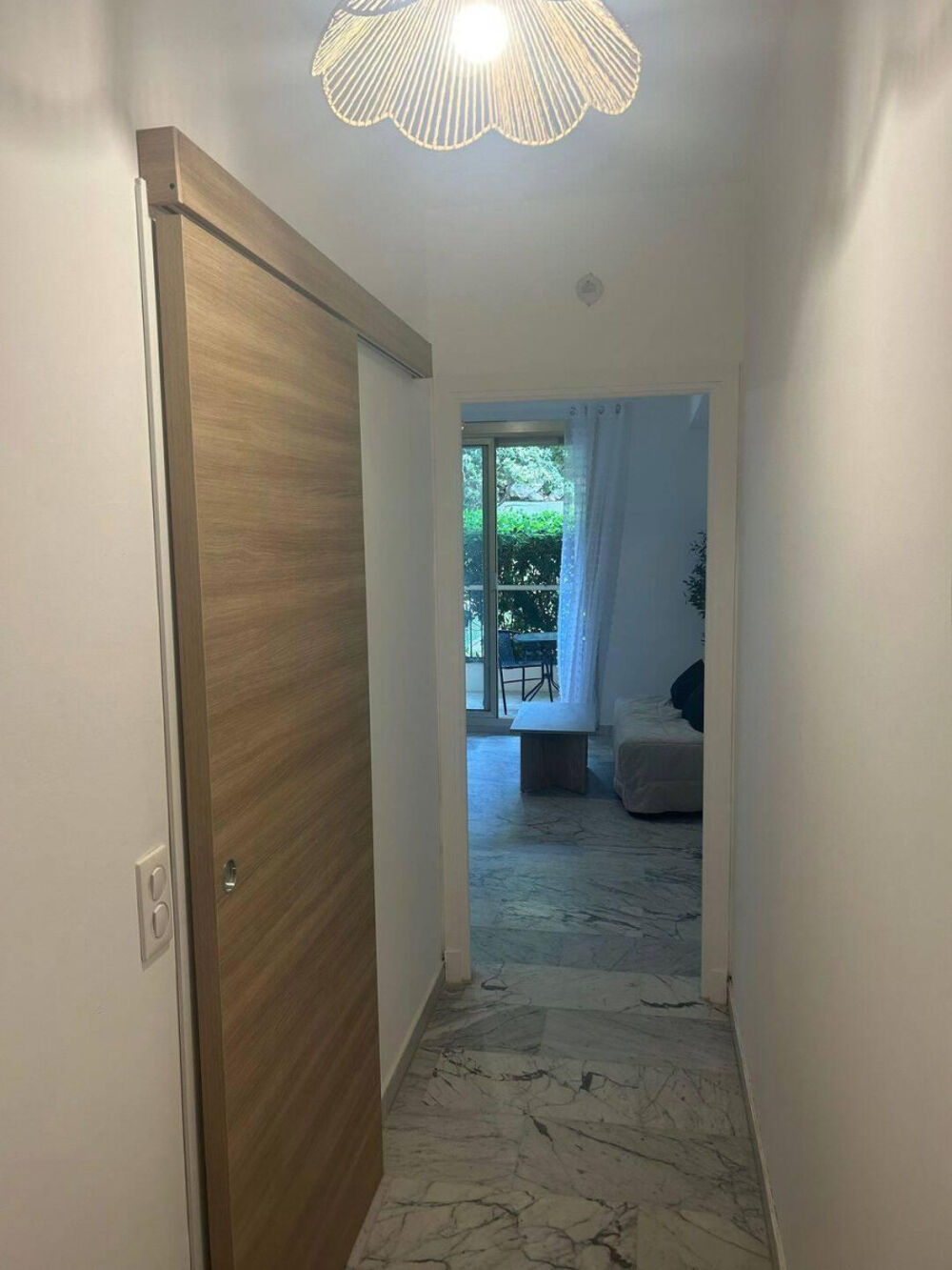 Location Appartement Studio de 24m2 avec 20m2 de terrasse bail étudiant Nice