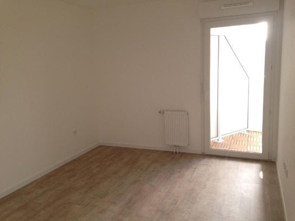 Location Appartement T2 avec balcon+ parking à Issy les Moulineaux Issy-les-moulineaux
