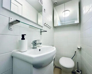 Location Appartement Bel Appartement dans le 15e Arrondissement. Paris 15
