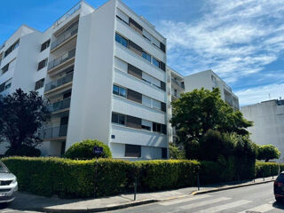 Location Appartement Beau T3 meublé de 56 m² à Saint-Genès Bordeaux