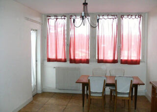  Appartement à louer 3 pièces 55 m²