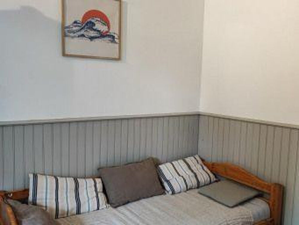 Location Appartement Beau studio meublé 17m² dans résidence sécurisée Rueil-malmaison