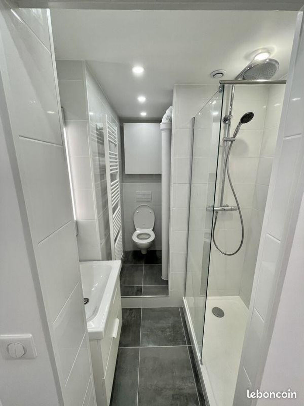 Location Appartement 2 pièces refait à neuf secteur Marx Dormoy Paris 18