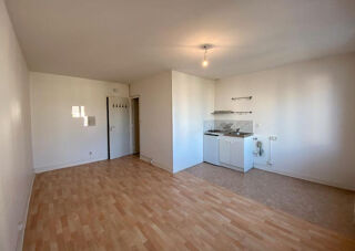Location Appartement 2 pièces en location bas Montreuil République Montreuil