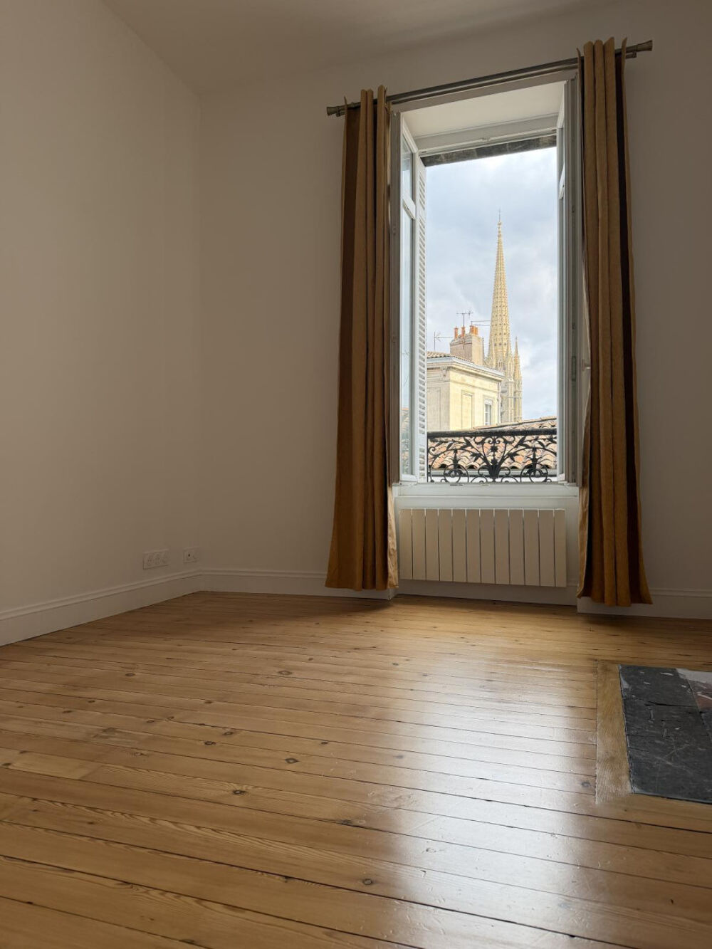 Location Appartement Pépite de 70 m2 dans le coeur de Bordeaux Bordeaux
