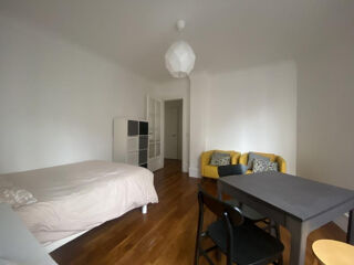 Location Appartement Location rand studio Paris 18ème Métro Lamarck Paris 18