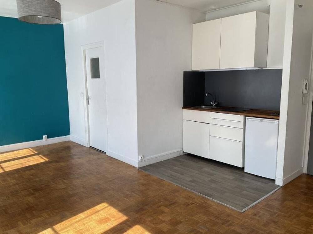 Location Appartement Beau studio Gambetta Paris 20è Paris 20
