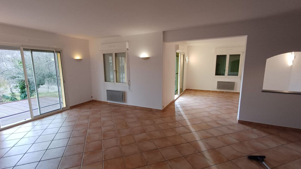 Location Maison Villa dans quartier résidentiel Oraison