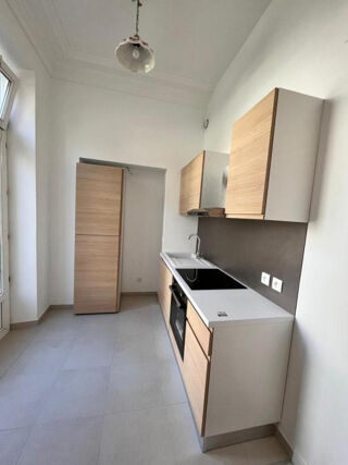  Appartement à louer 2 pièces 35 m²